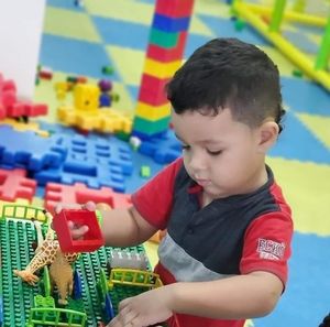 Meet your Posher, Sergio jackeline